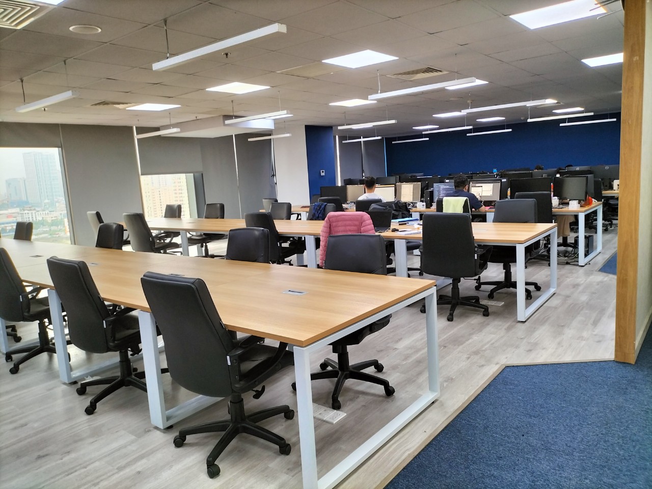 Cho thuê văn phòng 100m2, 300m2, 600m2 tòa Home City, Trung Kính, quận Cầu Giấy