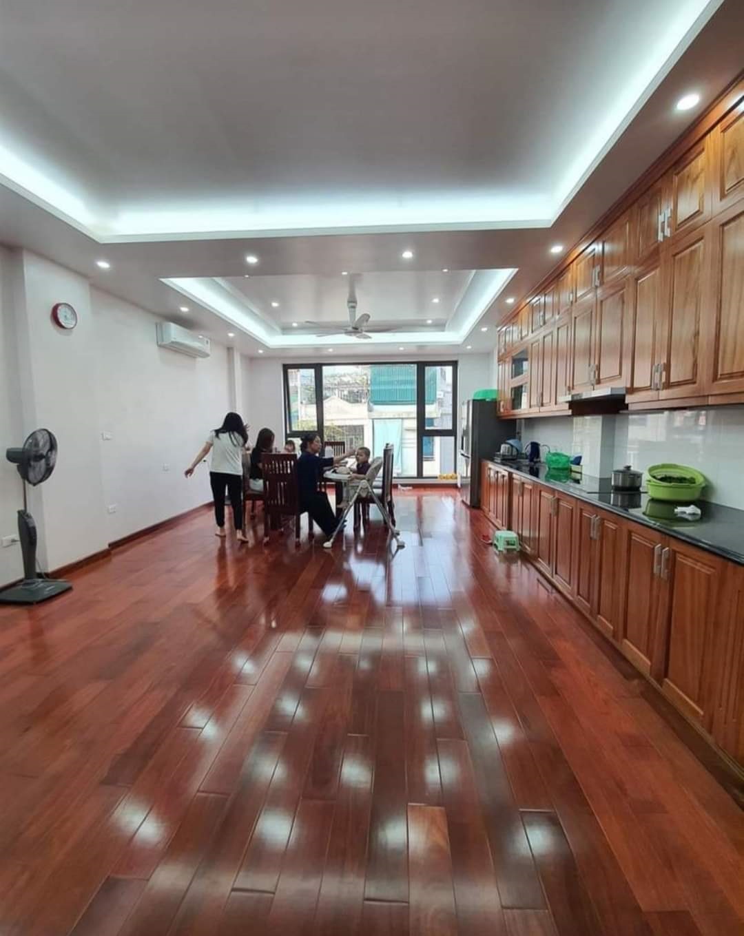 Mặt Phố - Kim Mã 45m x 5 tầng, giá 15 tỷ.