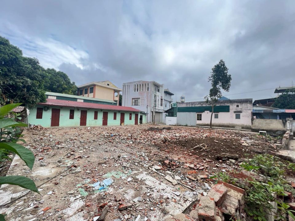 Em cần bán mảnh đất tại tổ tổ 01 Thanh Bình, thành phố Điện Biên Phủ