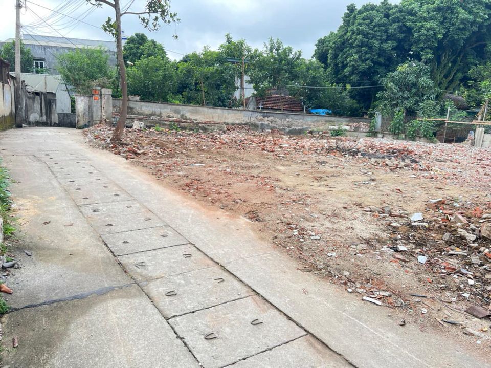 Nhà em trong bản Bánh - Thanh Luông cần bán