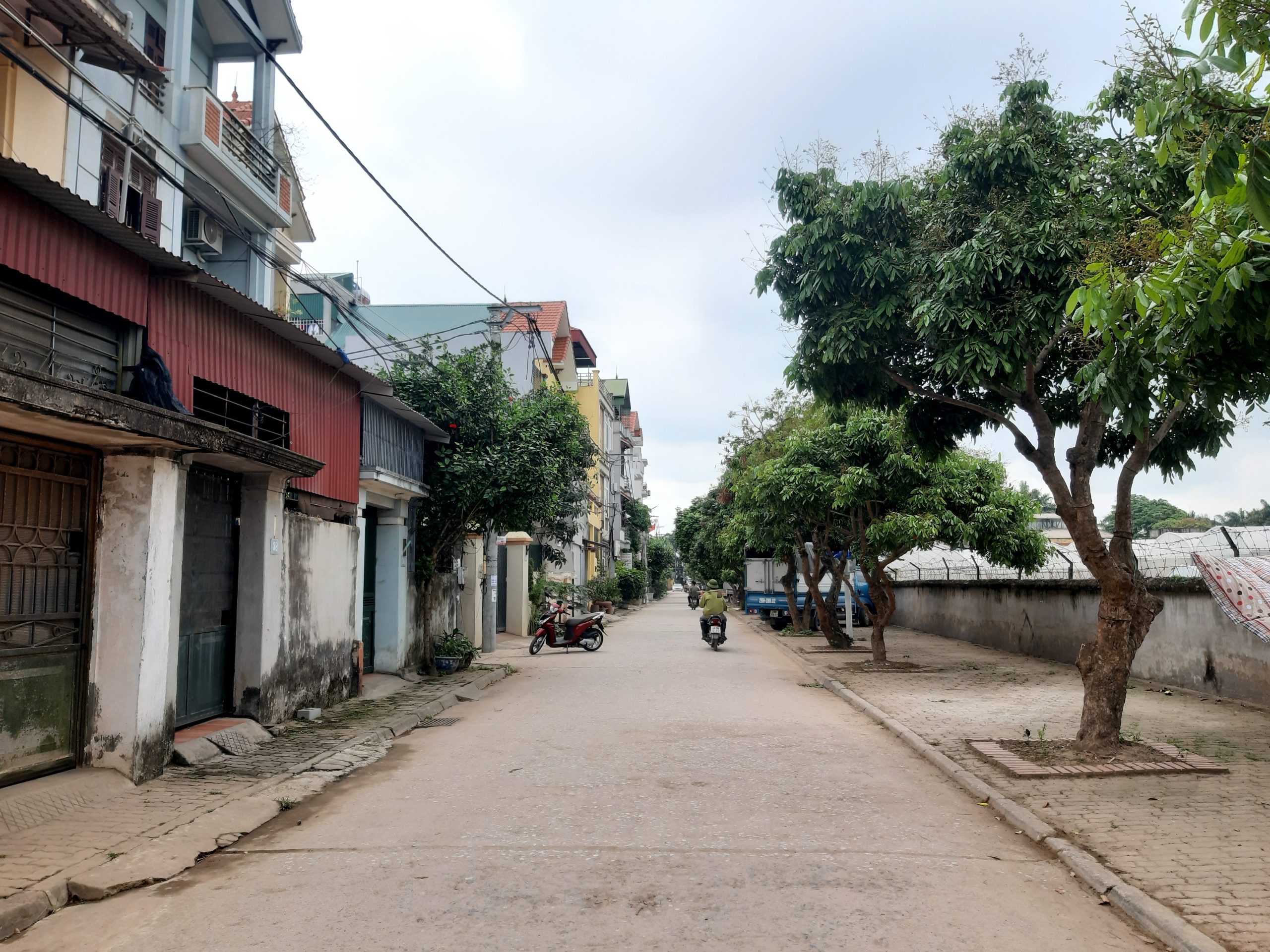 Chỉ 1 tỷ 5xx có ngay 30m2 đất trung tâm thị trấn Trâu Quỳ, Gia Lâm, ngõ ô tô.