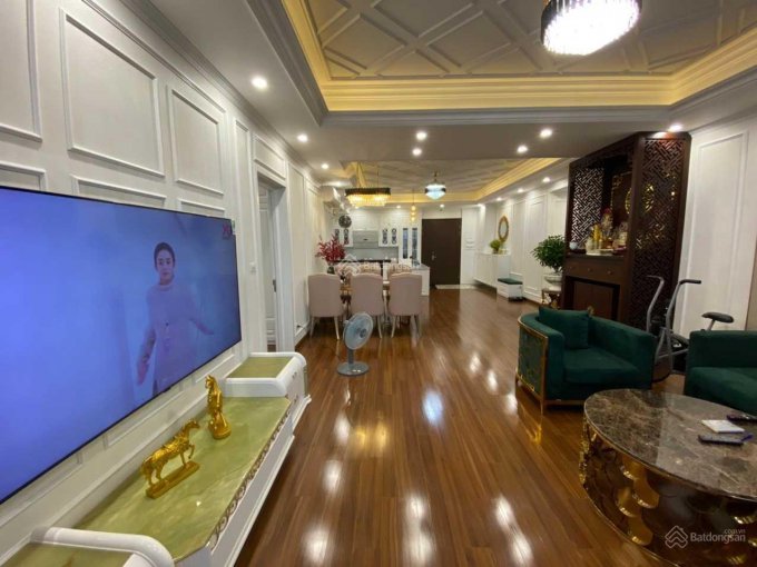 Bán căn hộ 115m2 tòa 57 Vũ Trọng Phụng, Thanh Xuân, giá :30 triêu/m2