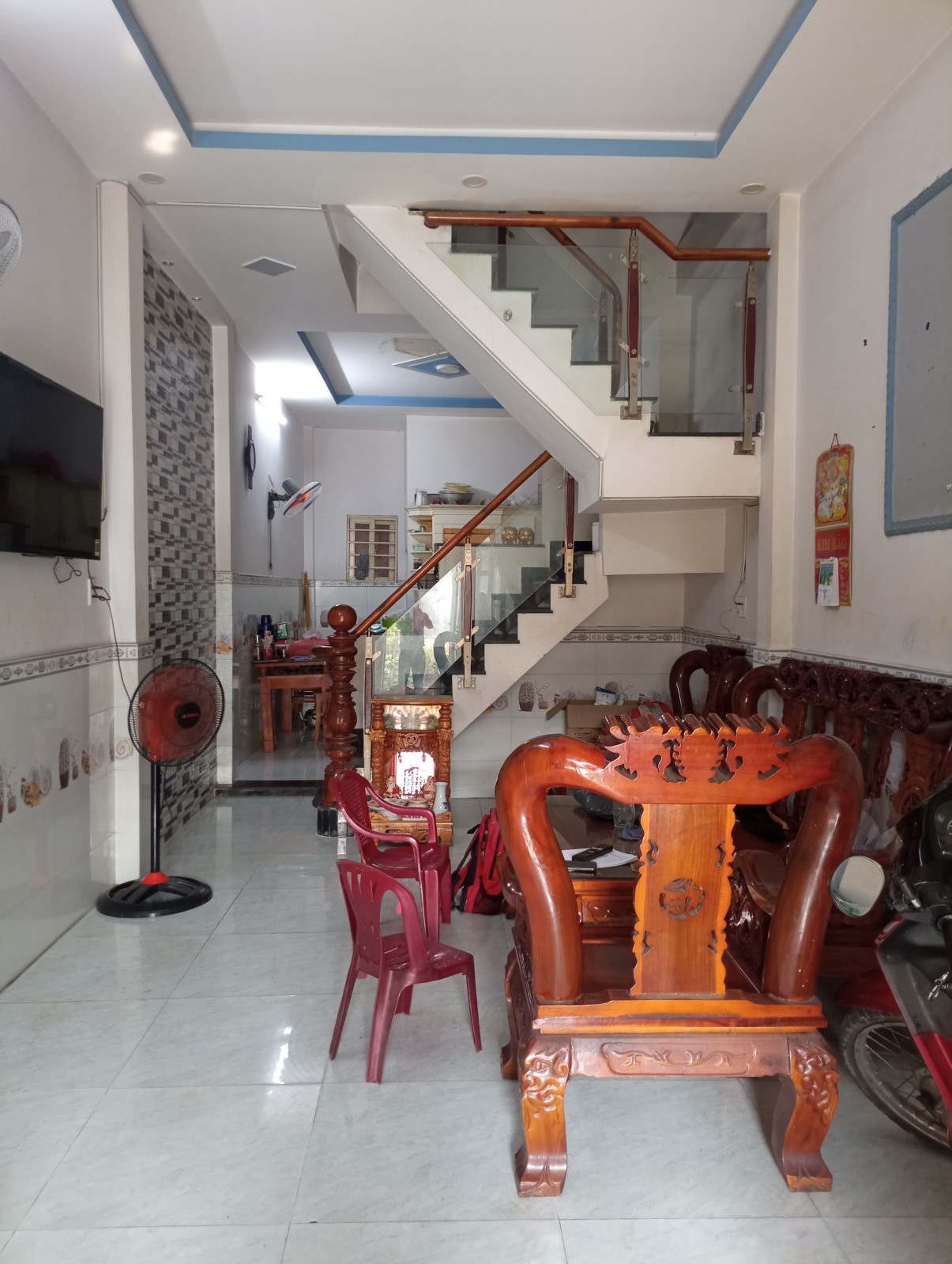 bán nhà Tân Thới Hệp Quận 12 sát Gò Vấp 51m2 - 3 tầng - 4PN chỉ 3 tỷ 7 TL