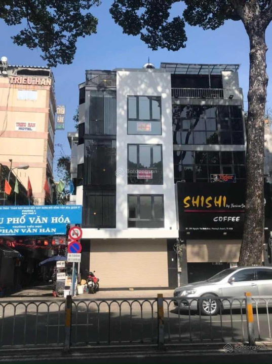 Vị trí vàng - góc 2 mặt tiền Bùi Thị Xuân - Tôn Thất Tùng, Q1 (4.2 x 22m) HĐT 100tr/th giá 40 tỷ