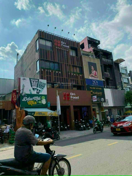 Siêu Vị trí góc 2 mặt tiền Nam Kì Khởi Nghĩa-Điện Biên Phủ-7x25m-3 tầng-HĐT 190tr/th-60 tỷ