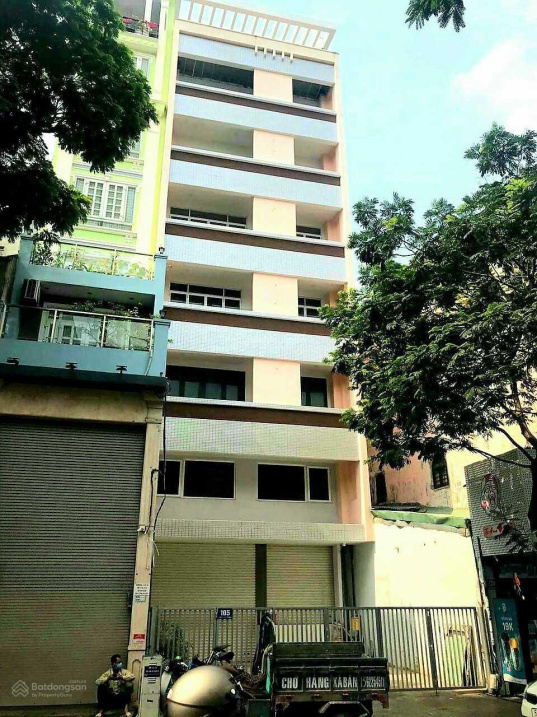 Bán để chia tài sản! Mặt tiền Nam Kỳ Khởi Nghĩa, DT 5x20m 1H 5T TN 200 tr/th, giá 65 tỷ