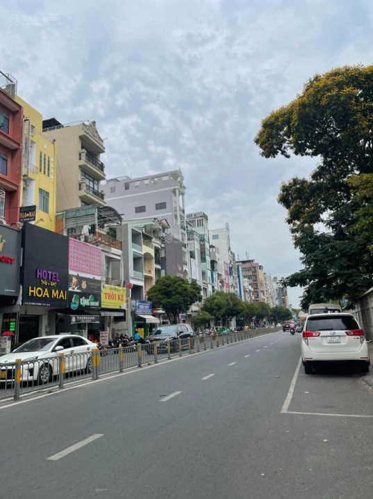 Bán nhà mặt tiền Nguyễn Đình Chiểu, P3, Quận 3 diện tích 8.2x16m 1 trệt 4 lầu, giá 55 tỷ