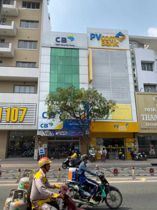 Mặt tiền Võ Văn Tần vị trí quá đẹp. DT: 4,5x18m. Nhà 5 lầu. Giá còn 53 tỷ