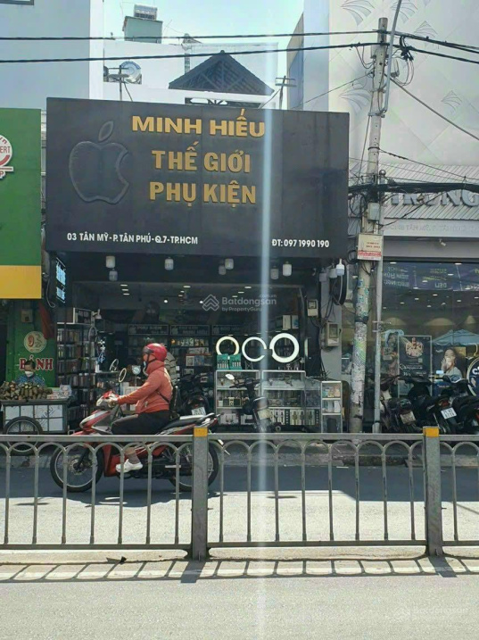 Bay nhanh nhà ở Trần Hưng Đạo Q,1 Kết Cấu:4 tầng, TM FULL nội thất sang trọng.