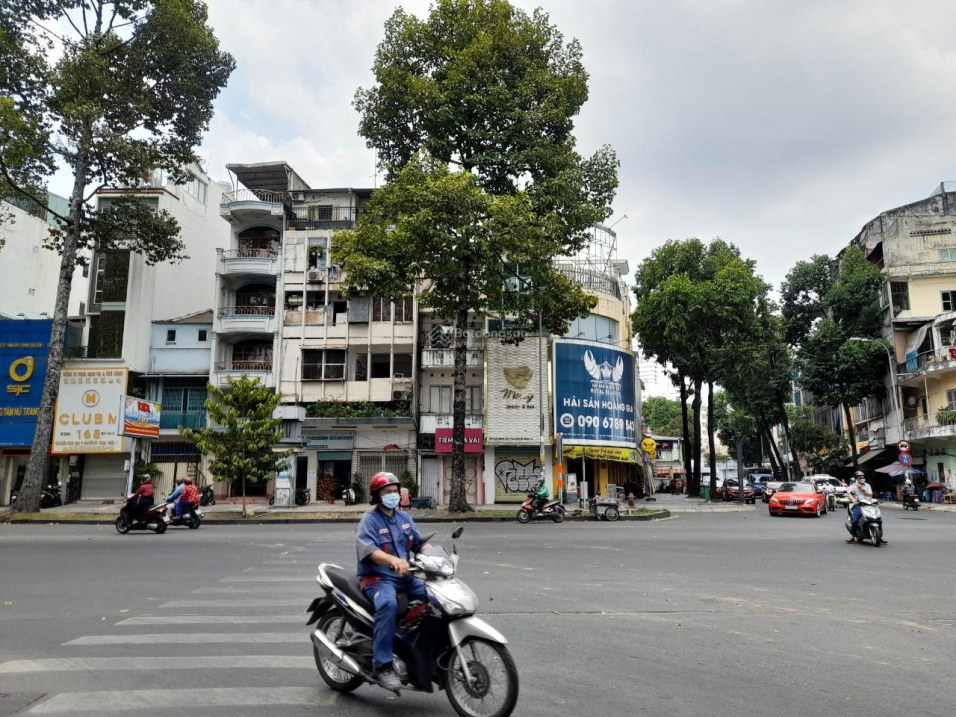 Mặt tiền góc! Trần Hưng Đạo, Nguyễn Cư Trinh, Q1. 3.8x20m(76m2). 5 tầng - HĐT: 70tr/th. Chỉ: 36 tỷ