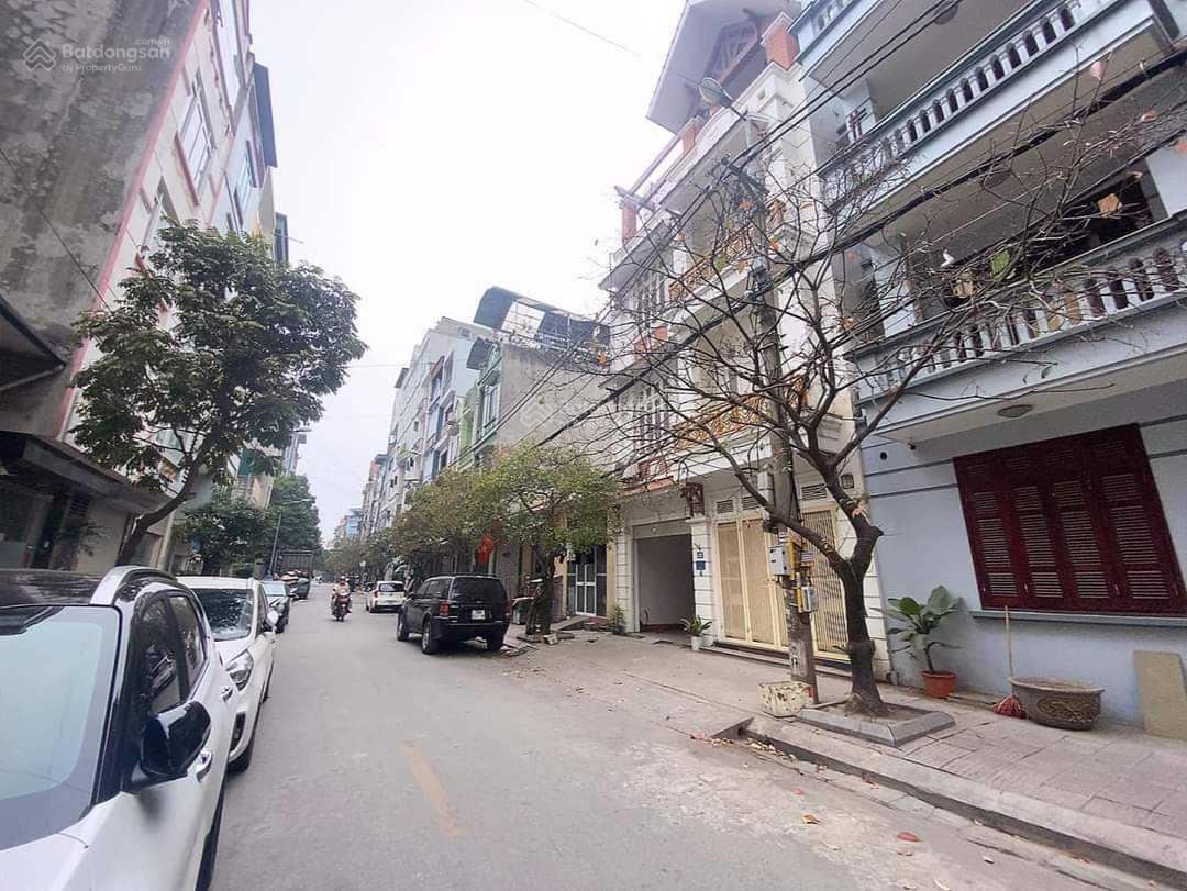 Nhà mặt phố Trần Đăng Ninh - 40m2 - Nhỉnh 6 tỷ Ô TÔ – KINH DOANH.