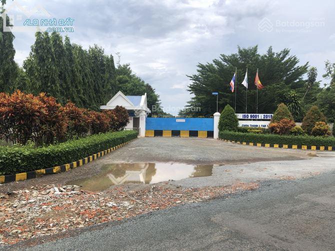 Gấp! Gồng lãi không nổi bán gấp góc 2MT 2675m2 ngay chợ dân đông giá 320 triệu/sổ