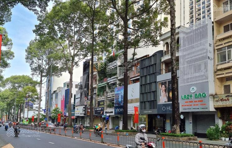 Mặt tiền Trần Hưng Đạo Quận 1, DT: 4x20m - DTCN: 75m2 3 lầu HĐT 70tr/th giá 30 tỷ