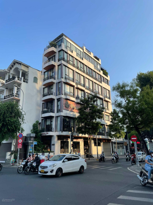 Bán nhà góc 2MT Hai Bà Trưng - Điện Biên Phủ P. Đakao Q. 1 DT: 4.2x25m 5T HĐT: 80tr 40 tỷ