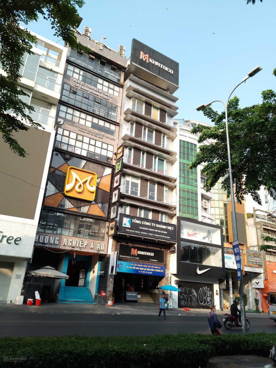 Bán tòa nhà MT Hai Bà Trưng, P6, Quận 3. Diện tích: 7,5m x 28m - giá 180 tỷ