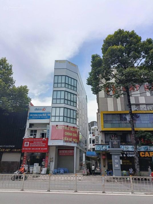 Bán nhà siêu vị trí mặt tiền Trương Định - DT : 4.5 x. 23m - 4 Lầu - Giá bán : 45 Tỷ TL Tin thật