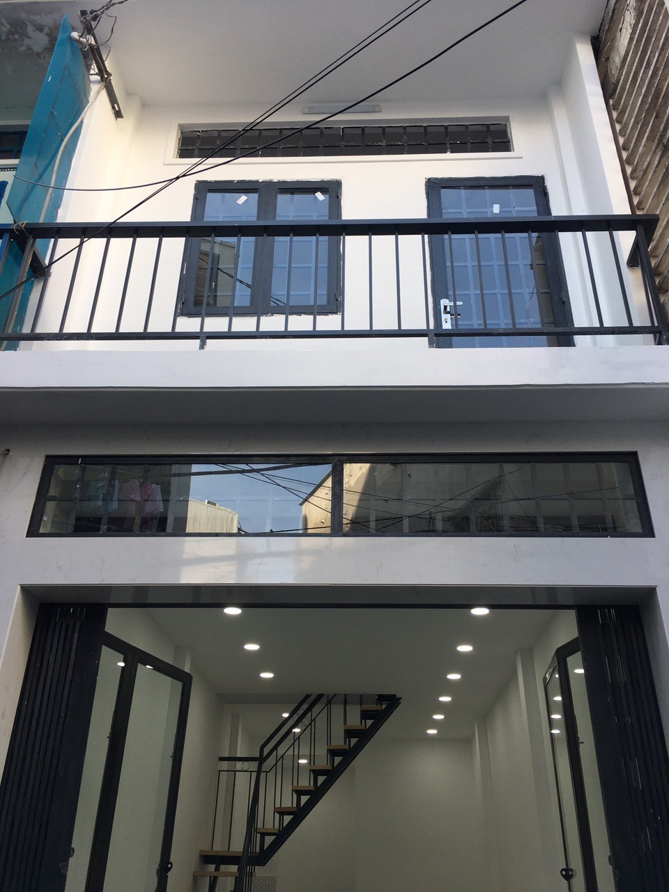 TÂN BÌNH NGÃ TƯ BẢY HIỀN - HẺM XE HƠI - 36m2 - NHÀ ĐẸP