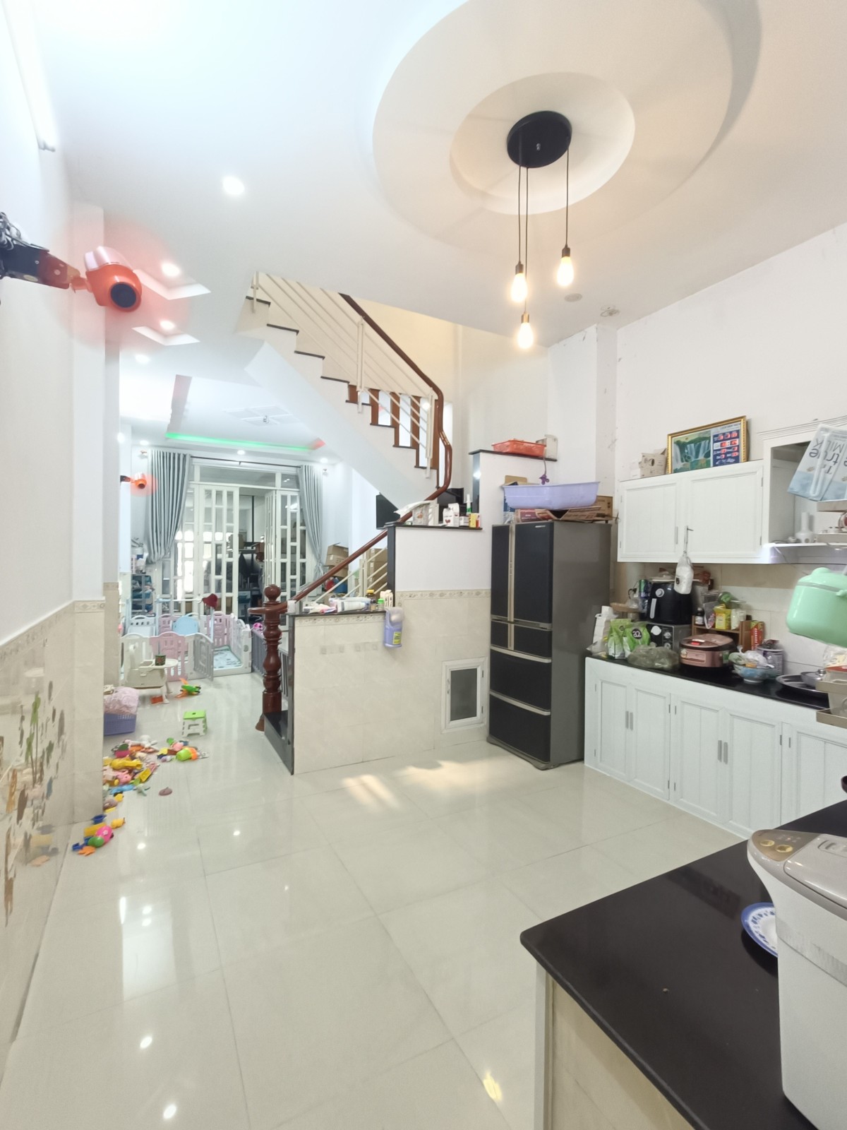 BÁN NHÀ MTKD HOÀNG VĂN THỤ PHÚ NHUẬN 90M2 2 TẦNG 15,9TỈ TL TỐT