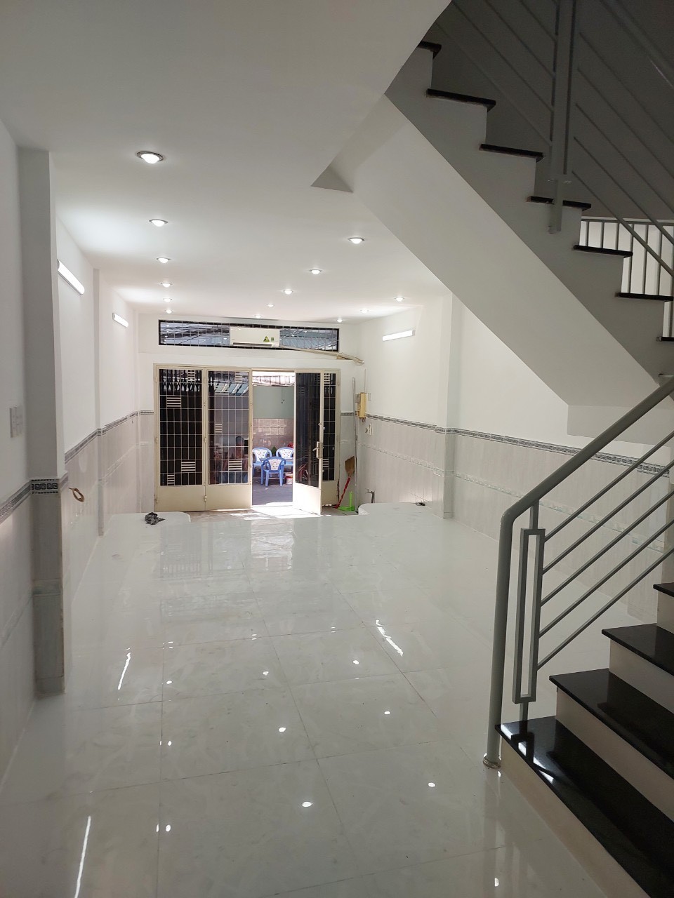 Bán nhà hẻm xe hơi 48m2 6tỷ5 Bàn Cờ quận03