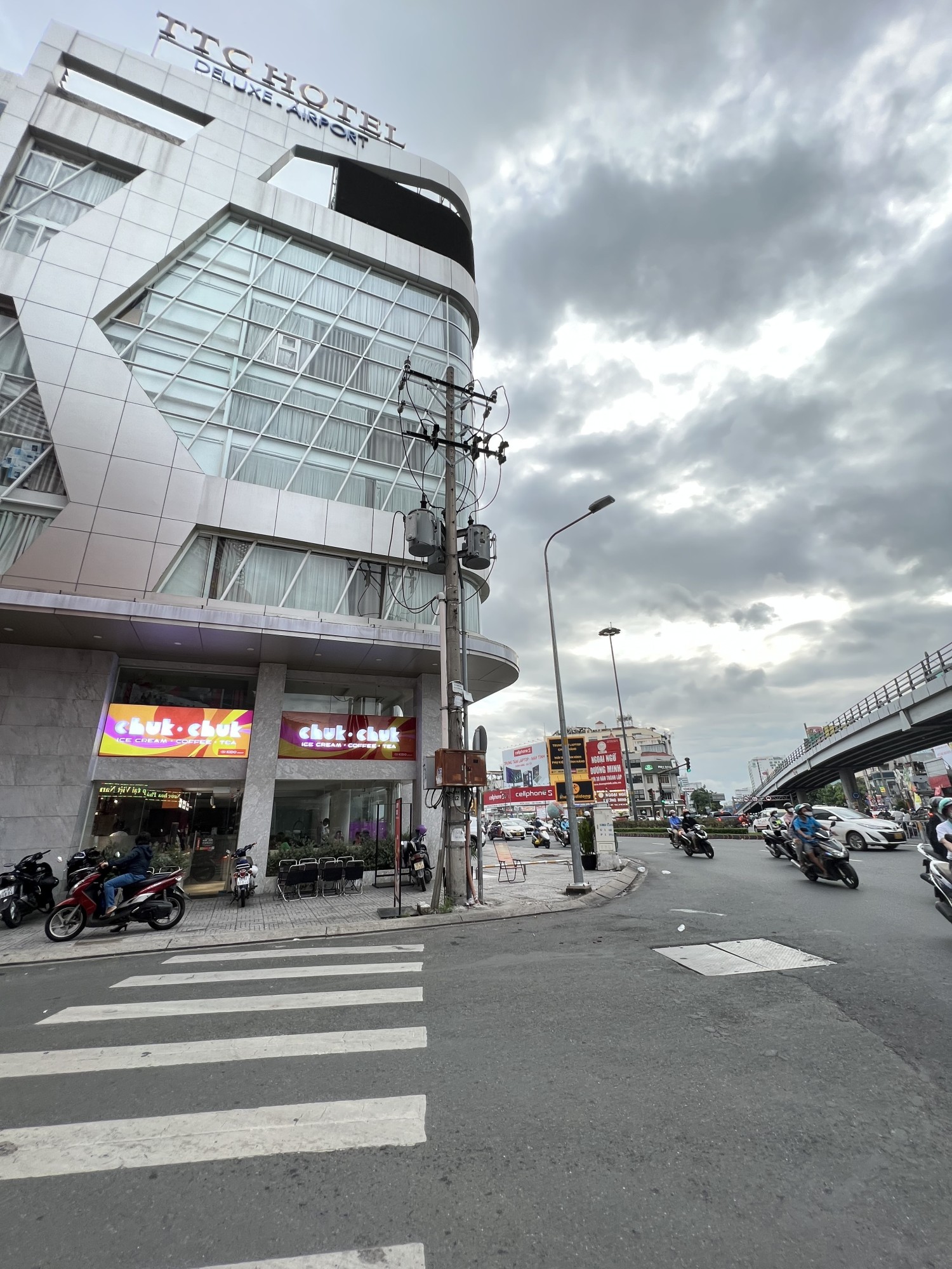 Bán NHÀ MT BÙI THỊ XUÂN P2 TÂN BÌNH 105M2 3 TẦNG CHỈ NHỈNH 11 TỈ