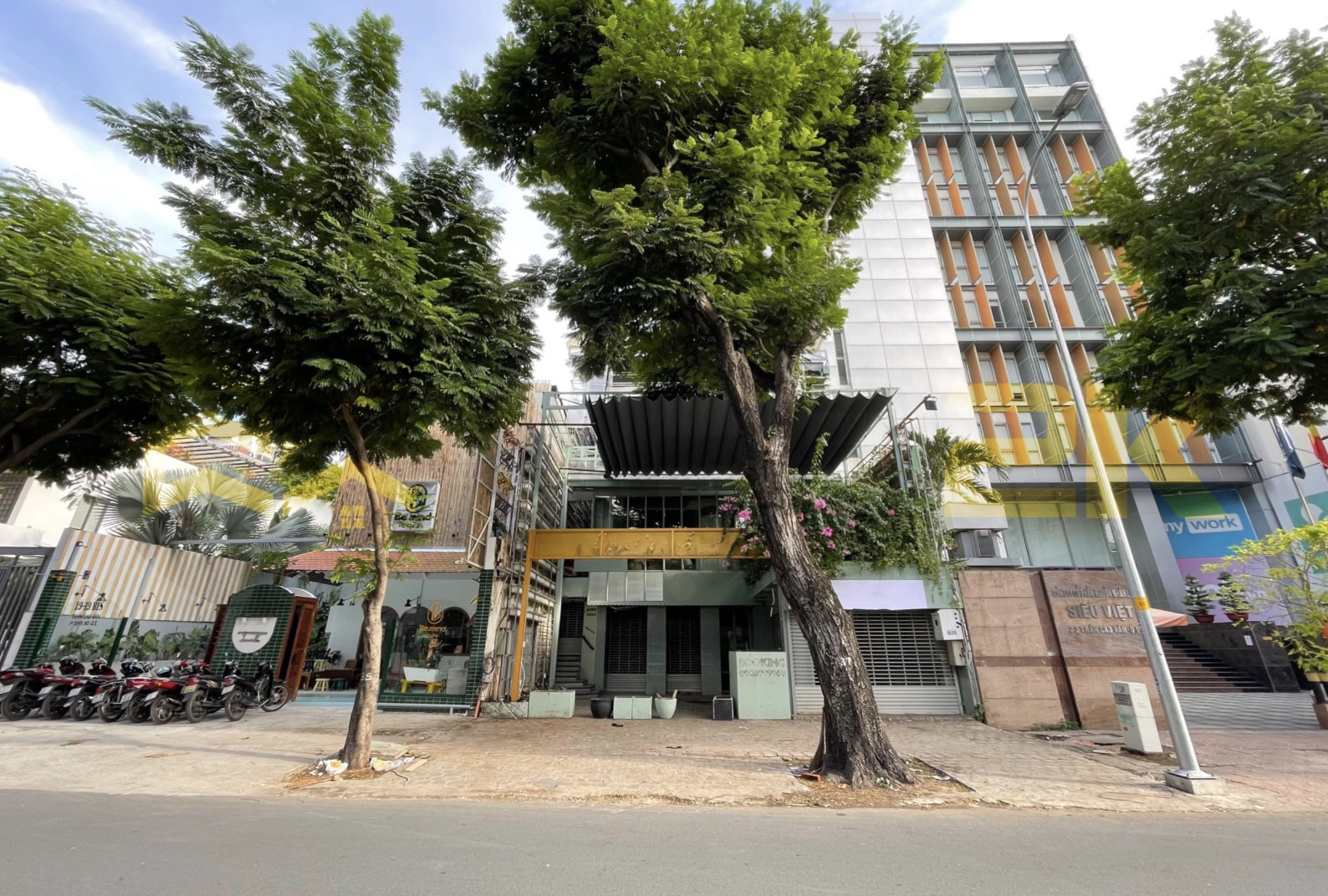 Cho thuê nhà MT Trần Cao Vân. Ngang lớn 11m. Kinh doanh tự do. Giá: $13.000 (Thương lượng)