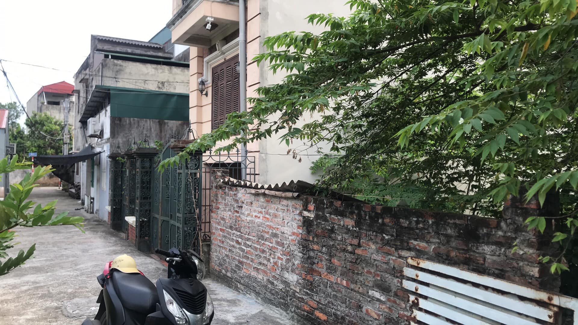 CẦN BÁN 64M ĐẤT NHỈNH 1TỶ-MẶT NGÕ ÔTÔ TRÁNH-NỞ HẬU-KINH DOANH-BẮC CẦU LONG BIÊN