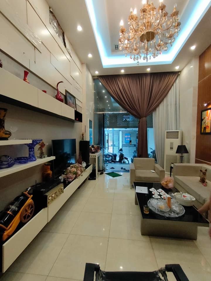 HÀNG HIẾM NHÀ PHỐ HUẾ - NHÀ 2 MẶT NGÕ THOÁNG TRƯỚC SAU -THIẾT KẾ HIỆN ĐẠI - KINH DOANH