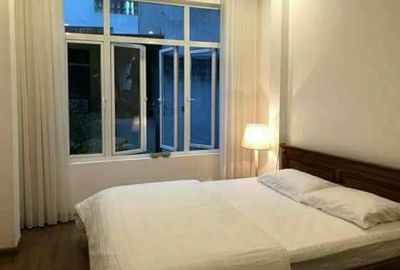 Bán Nhà Phố Đồng Cổ. Gara Oto Kinh Doanh vào 8 Tầng 200m2, Oto Vào - Cho thuê 300tr/thg