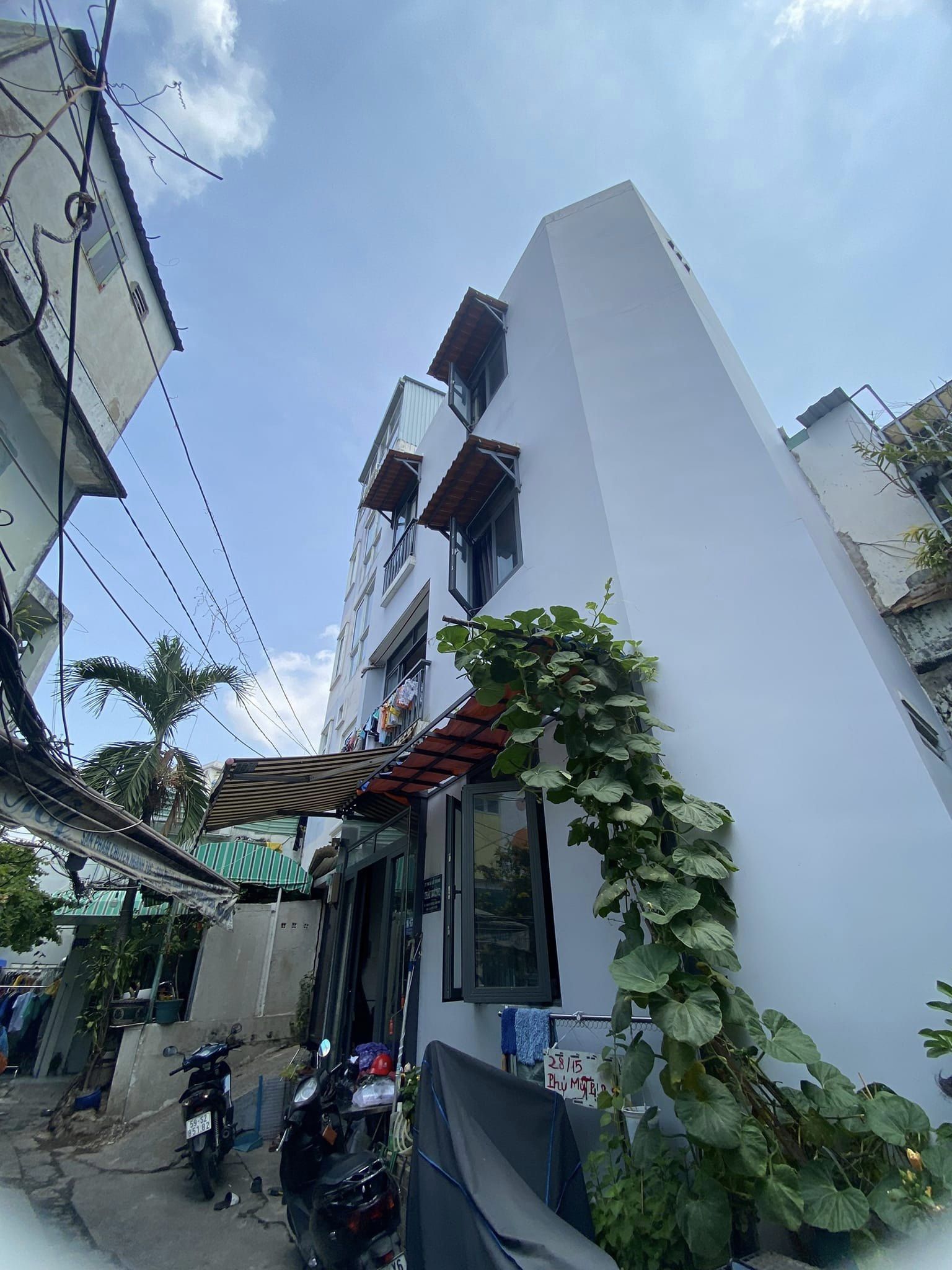 XE HƠI KỀ BÊN - KHU VIP BÌNH THẠNH - MỘT ĐỜI CHỦ -~40M2 - CHỈ 6 TỶ NHỈNH.