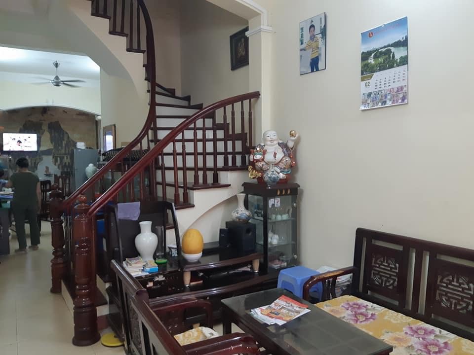 SIÊU HIẾM !!! Bán nhà đẹp ở Hoàng Quốc Việt Nghĩa ĐÔ 50m2, 4 tầng đẹp DÂN XÂY, TẶNG NỘI THẤT chỉ 7 tỷ