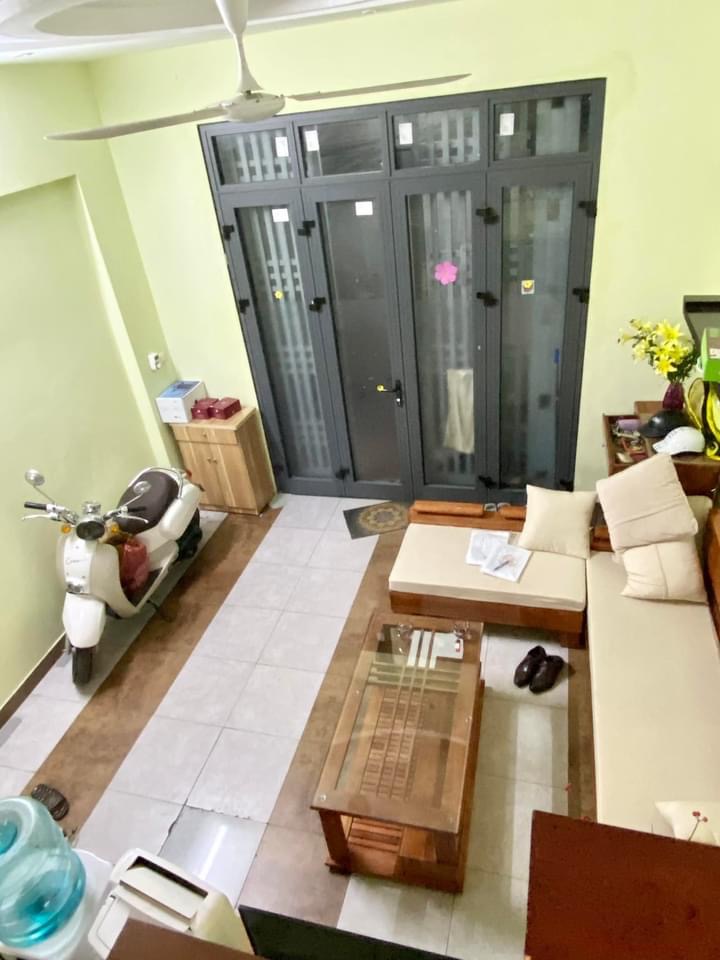 BÁN NHÀ - ĐƯỜNG LÁNG - ĐỐNG ĐA - NHÀ ĐẸP Ở NGAY - BA BƯỚC RA Ô TÔ - NGÕ THÔNG - KINH DOANH -