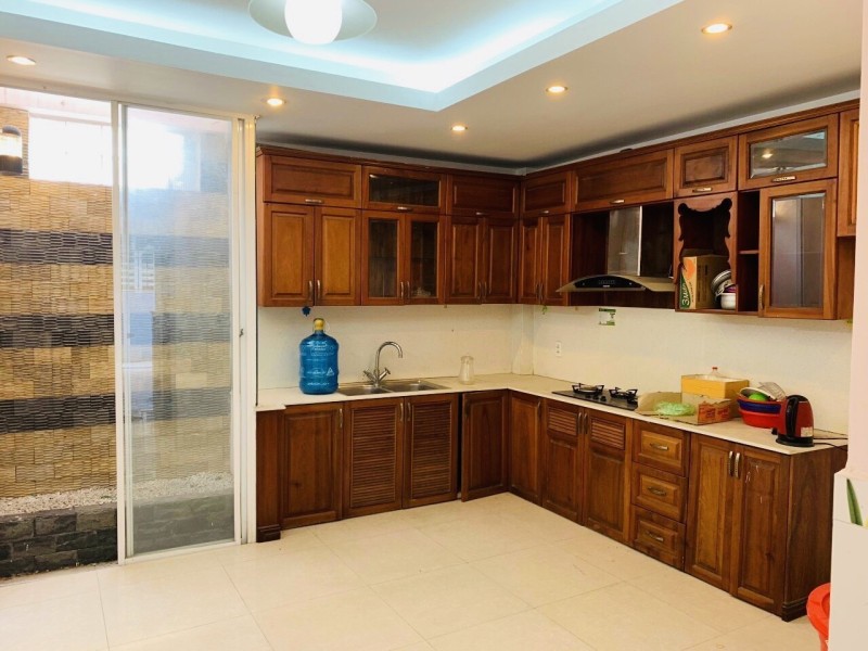 Bán nhà Nguyễn Chí Thanh, Quận 11, 50m2, ngang 4m, chỉ 5 tỷ nhỉnh