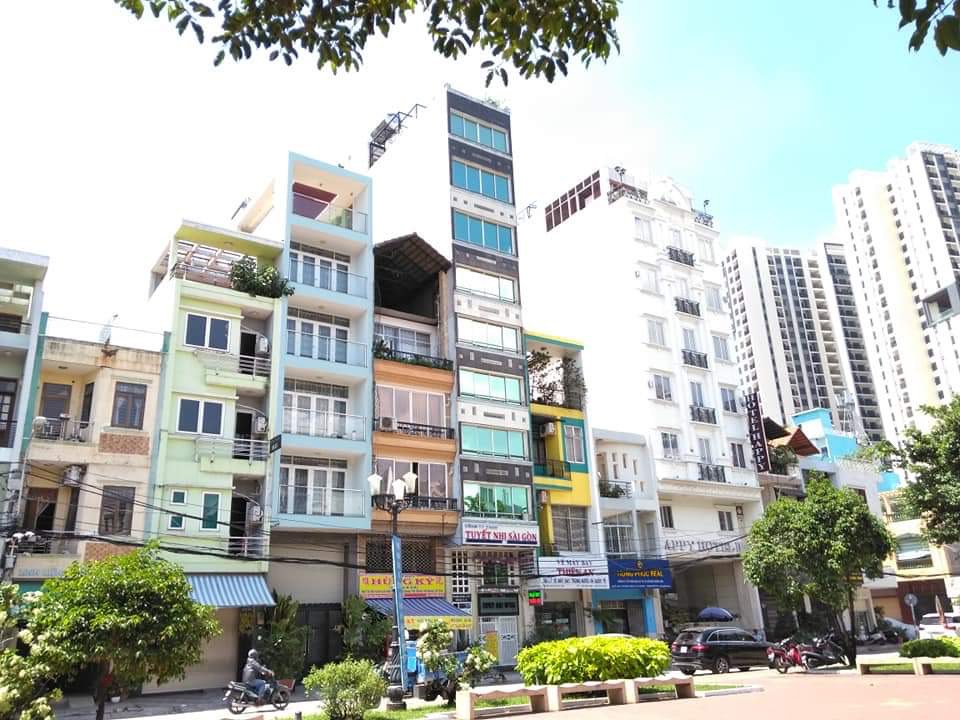 270m2