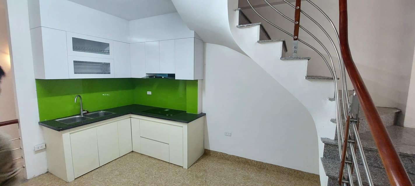 BÁN NHÀ MẬU LƯƠNG , HÀNG HIẾM, NGÕ THÔNG, KINH DOANH 32M2 x 5T GIÁ 3.75 TỶ