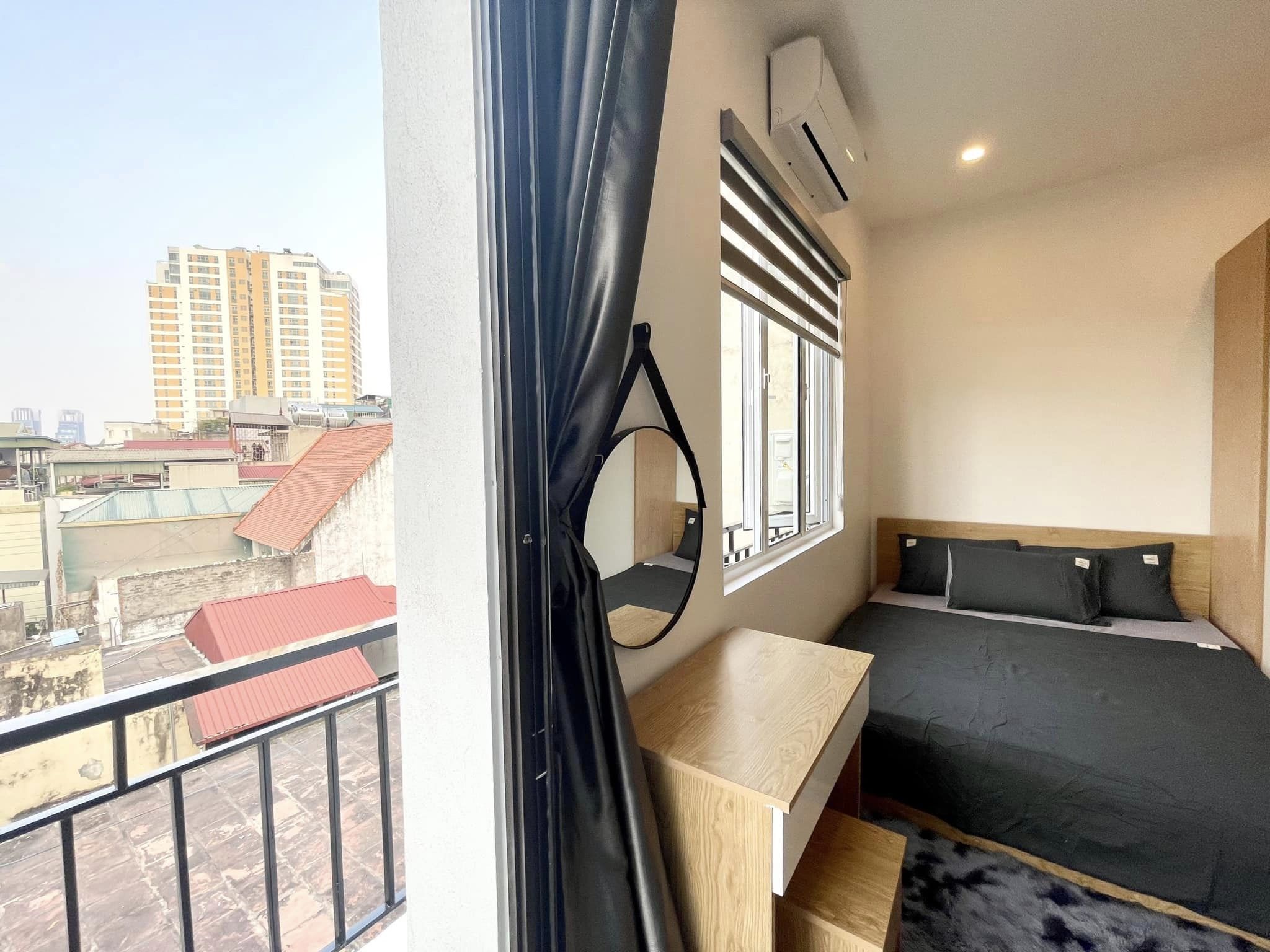 Bán nhà Võ Chí Công, Quận Cầu Giấy , 50m2 10 phòng khép kín dòng tiền 45tr/tháng