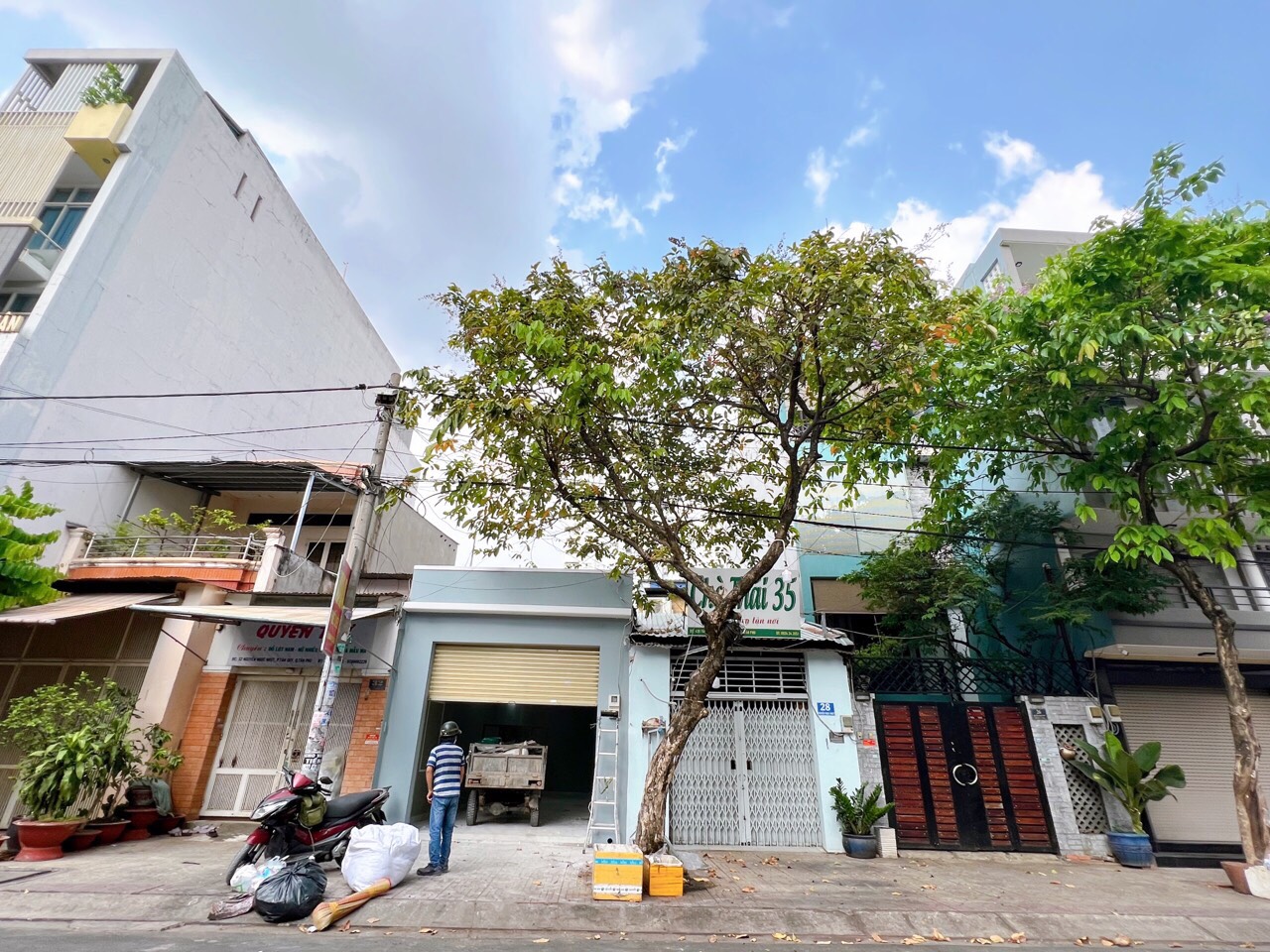 Bán nhà mặt tiền đường Phường Tân Qúy,DT:4.25x20m nhà cấp 4 giá 10 tỷ