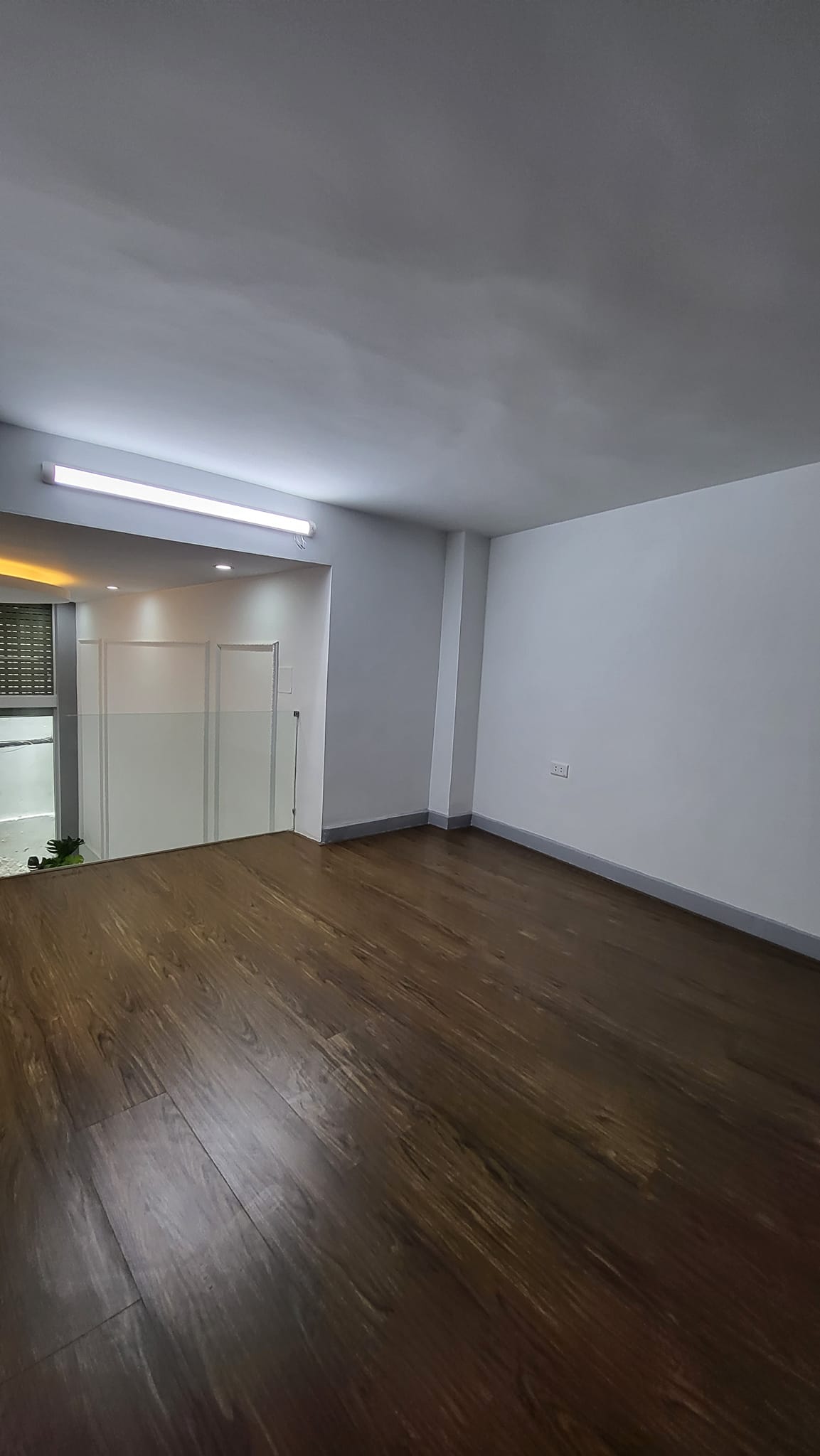 Bán nhà 76m2 phố Âu Cơ, Tây Hồ Ô tô Thông Kinh doanh 4.3 Tỷ