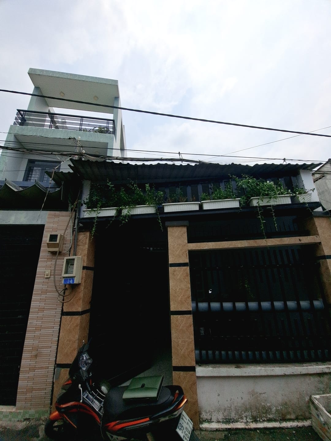 P.TAM BÌNH THỦ ĐỨC - 79M2 - DIỆN TÍCH TO - GIÁ TIỀN NHỎ - HXH ĐẬU CỬA - CHỈ 4.45 TỶ