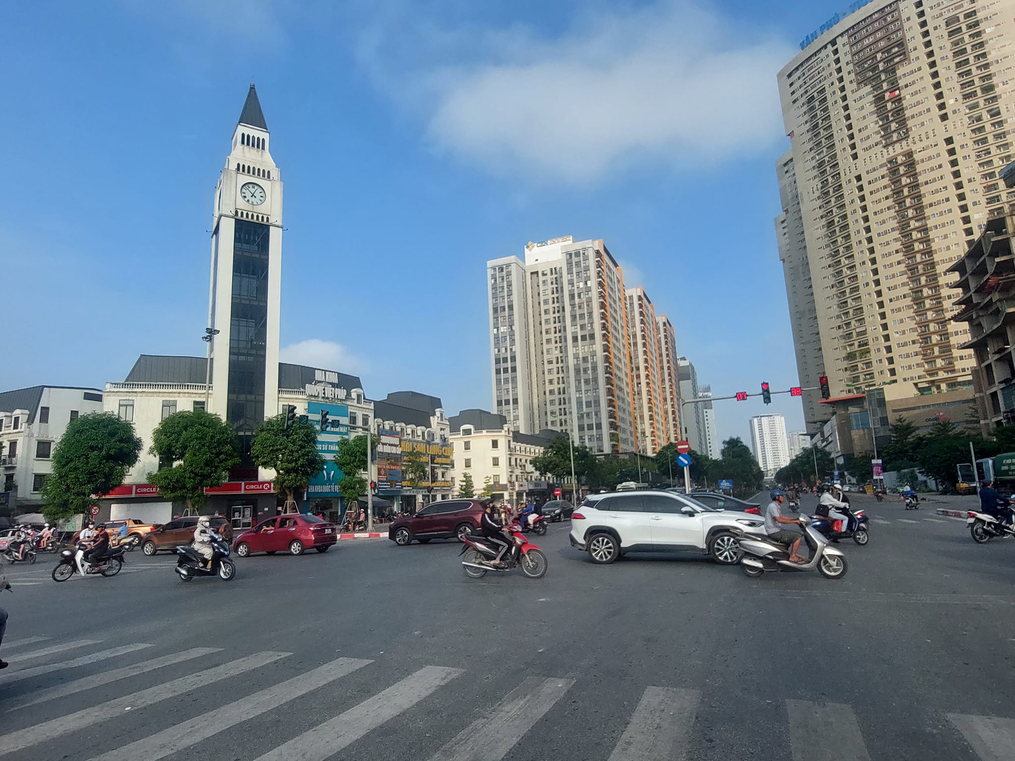 bán nhà TT1 Văn Phú Hà Đông- 90m - MT 4,5M nhà 5 tầng giá nhỉnh 9 tỷ .