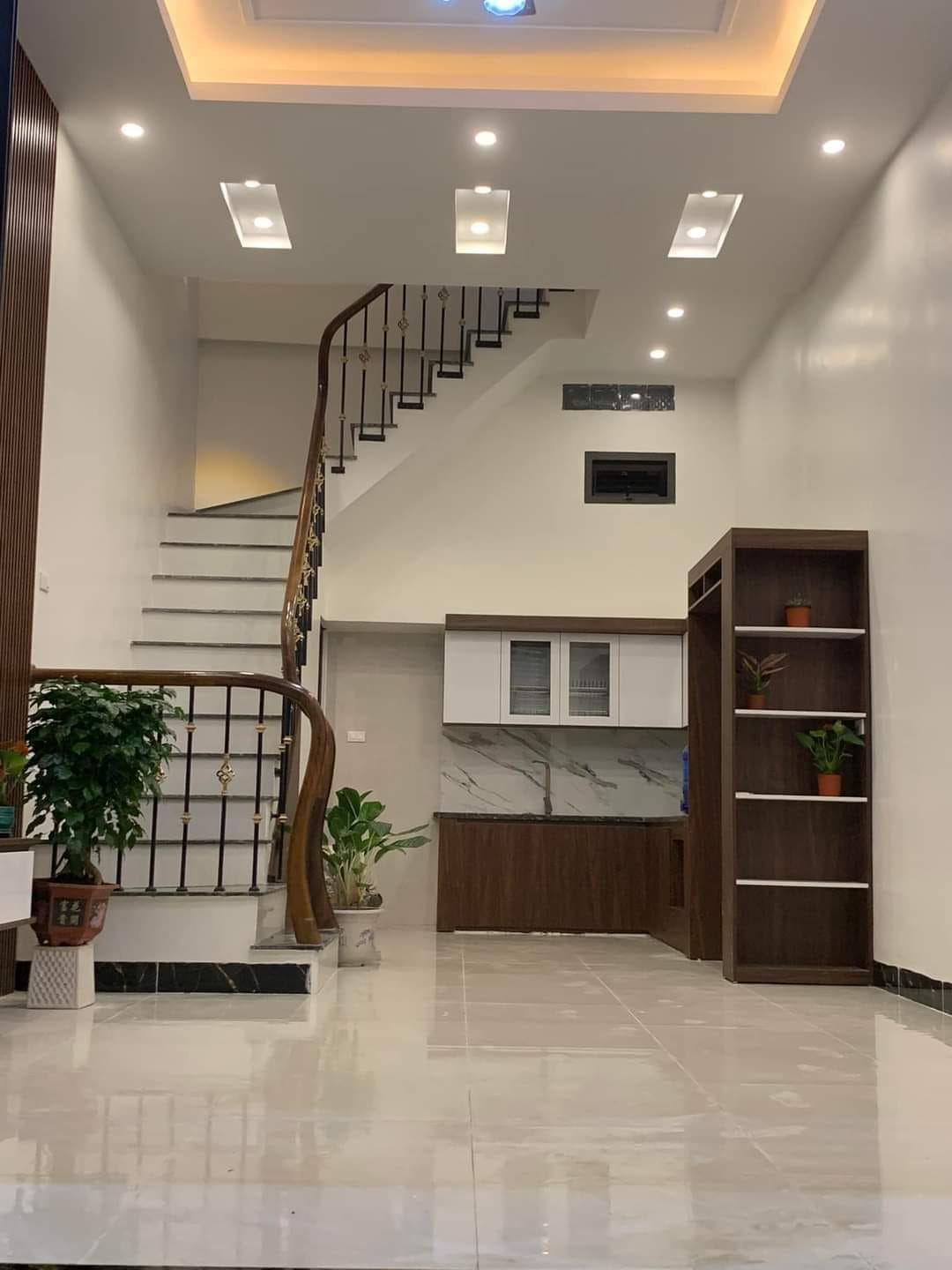  85m2