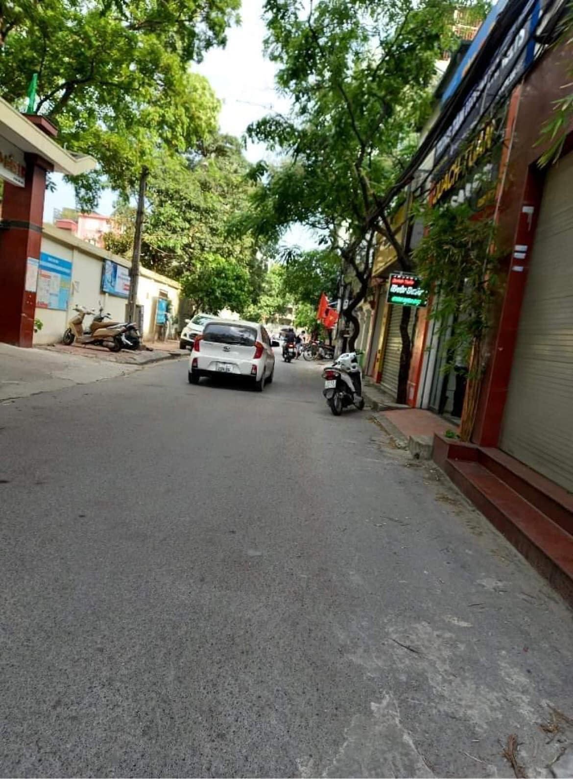 BÁN NHÀ MẶT PHỐ XÃ ĐÀN. Ô TÔ TRÁNH Đ SẦM UẤT. DT 110M2. GIÁ 21 TỶ