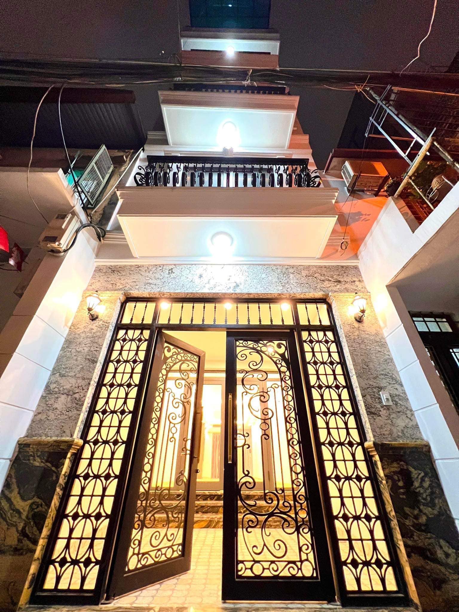 Bán nhà Phố Ngọc Hà,Ba Đình 66m2x5Tầng, Thang máy, kinh doanh, Ôtô, sát phố, giá 14.2 tỷ