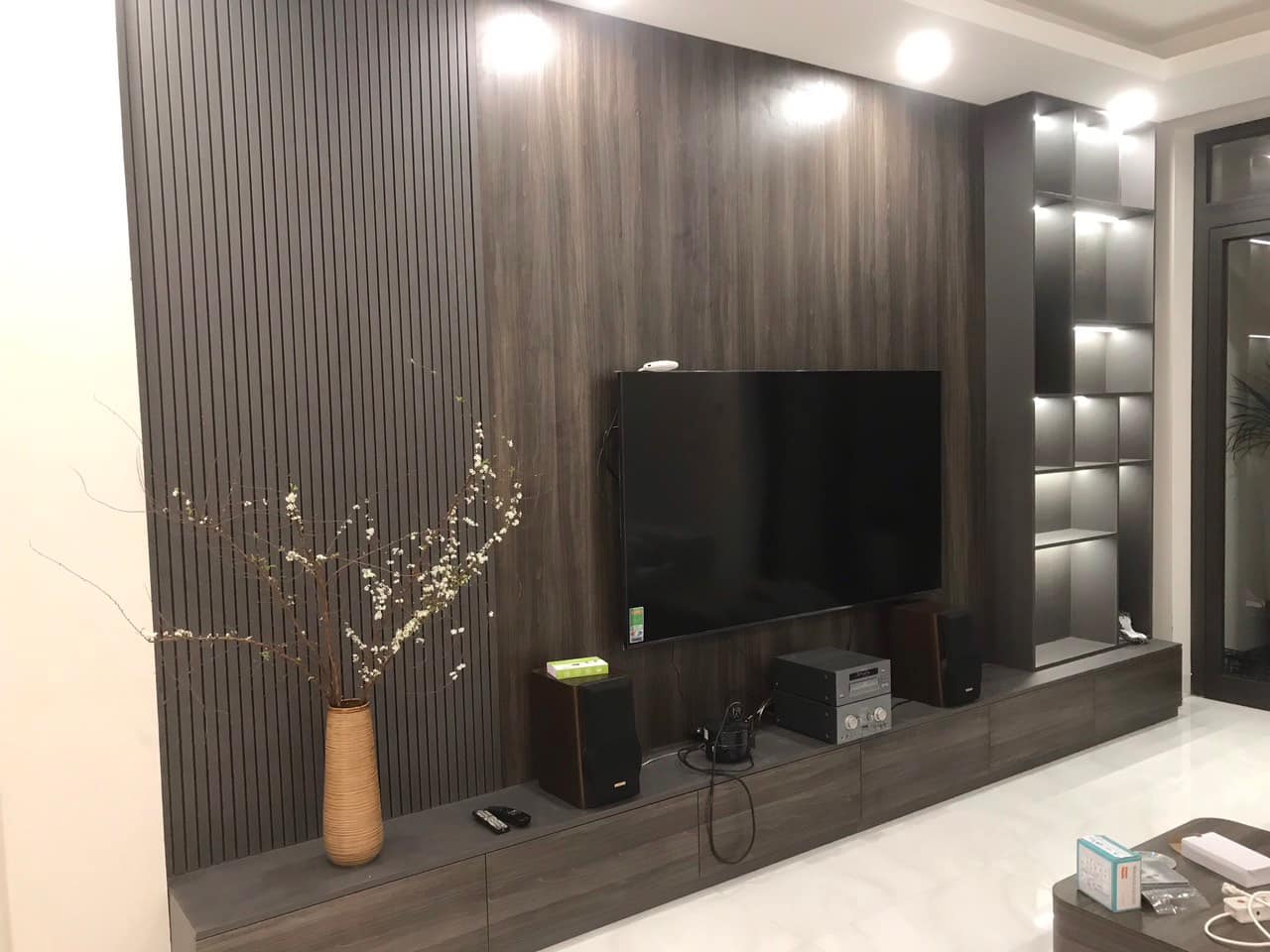 Siêu Hiếm Dịch Vọng Hậu 51m2, MT 4.8m, ôtô gần,ba gác đỗ cửa 2 thoáng 6.5 Tỷ