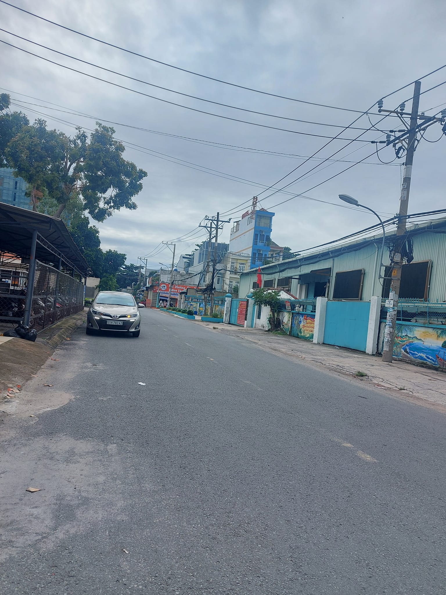 BÁN ĐẤT MT KD 10.2x28 giá chỉ 24.5 tỷ P. Đông Hưng Thuận Quận 12