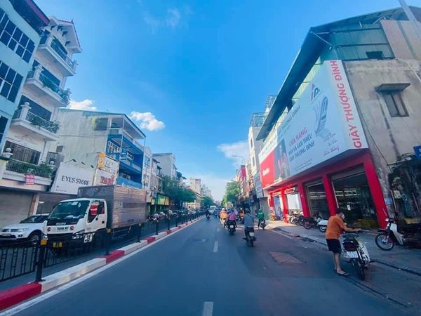 Siêu Phẩm Trần quang Diệu viu vườn hoa 75m 7 tầng thang máy mặt tiền 5m chỉ 28.8 tỷ