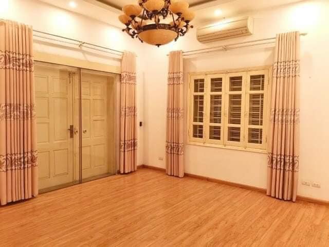 Biệt thự Âu Cơ, Tây Hồ, gara oto, 72m2, 5 tầng chỉ 34.5 tỷ