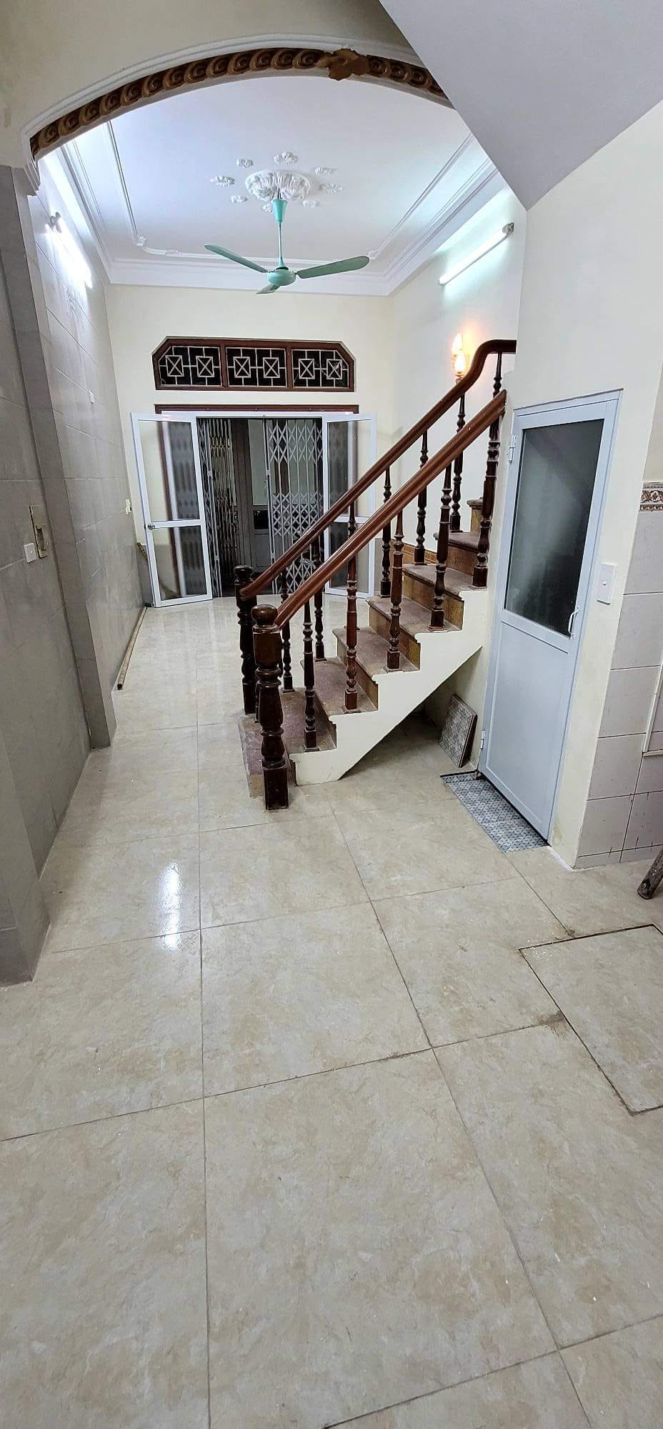 Chính chủ cần bán nhà riêng Quan Nhân , Thanh Xuân , Hà Nội . Diện tích 30m , giá 3,5 tỷ .