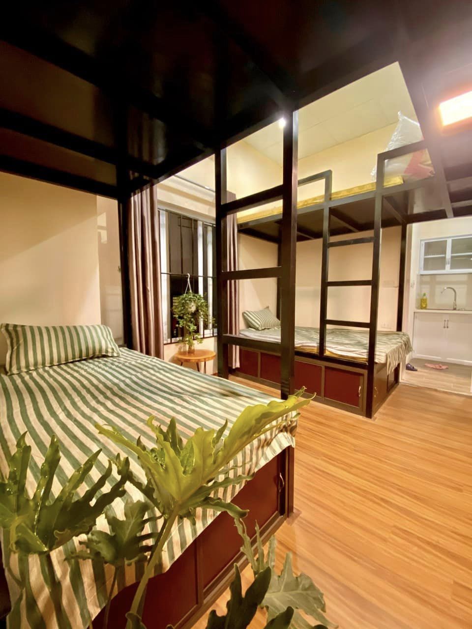 Bán nhà phố Xã Đàn, ngõ nông, 4 tầng 5 ngủ, giá 6.2 tỷ