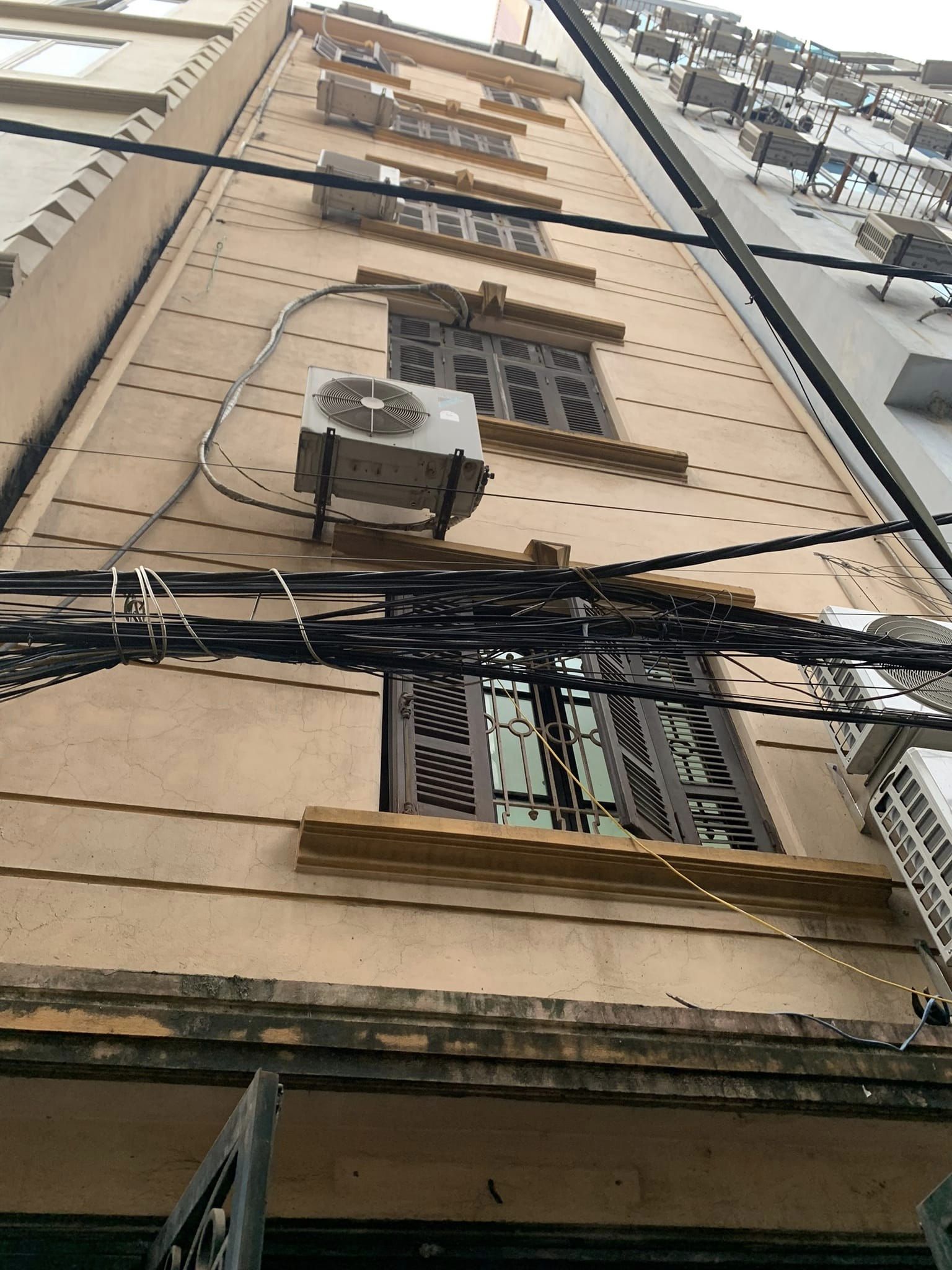 BÁN GẤP NHÀ KINH DOANH TRƯỚC, SAU HỒ TÙNG MẬU, 67M2 X 6T, MT 5M, GIÁ 16,5 TỶ.