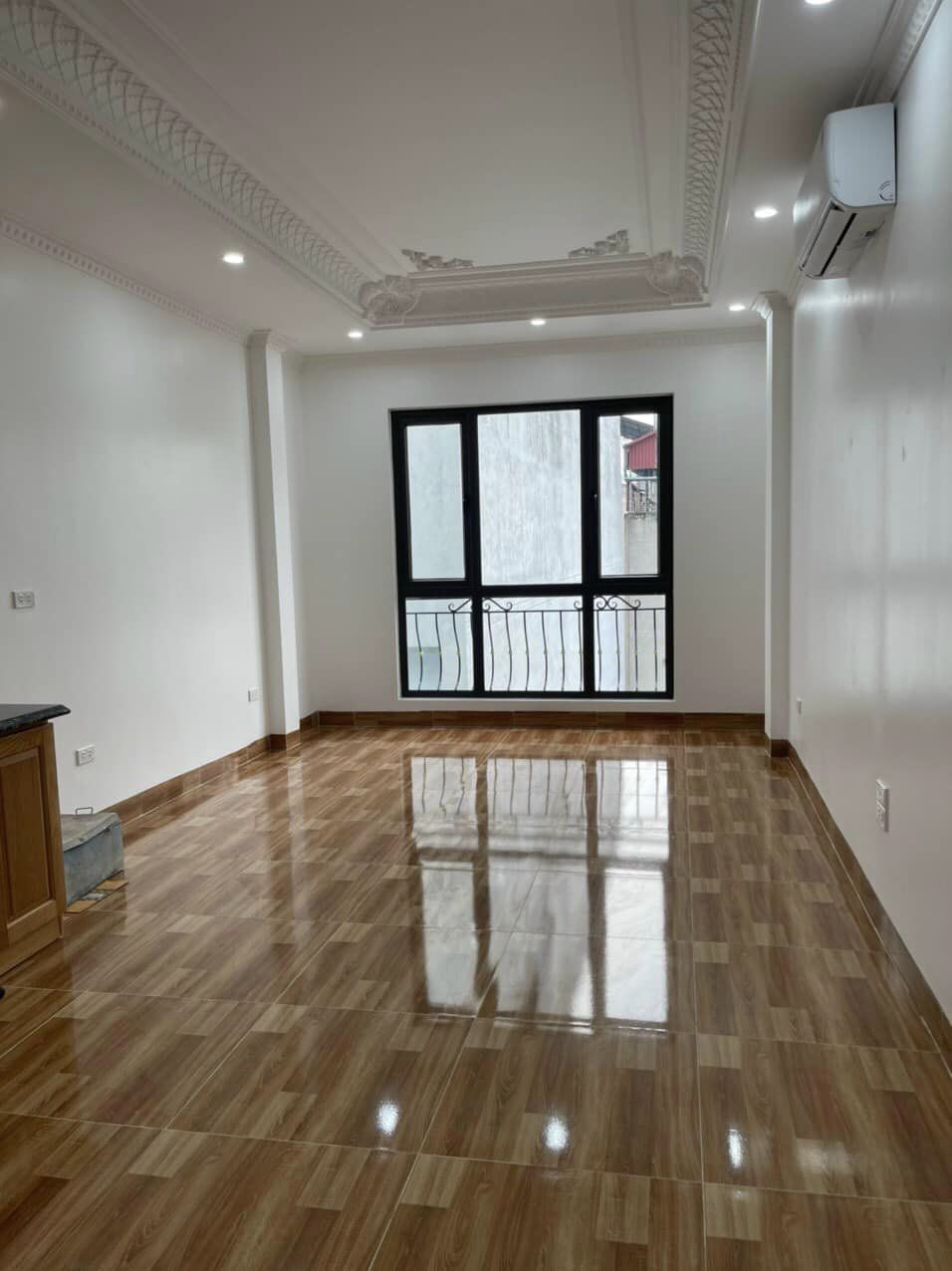 SIÊU PHẨM Ô TÔ đỗ cửa-trung tâm Quận Cầu Giấy-40m2-7,9tỷ